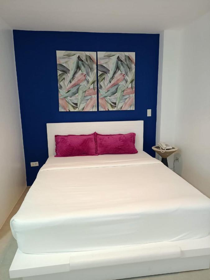 Blue Coast Beach Hotel Santa Ana  Экстерьер фото