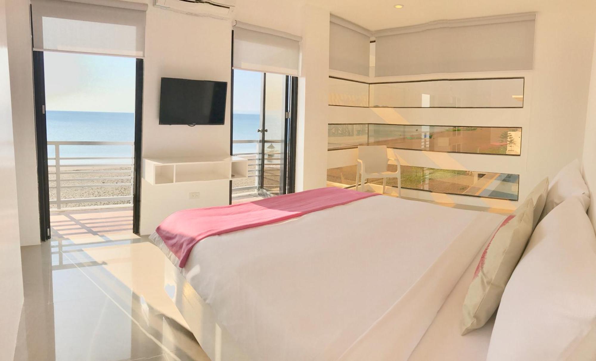 Blue Coast Beach Hotel Santa Ana  Экстерьер фото