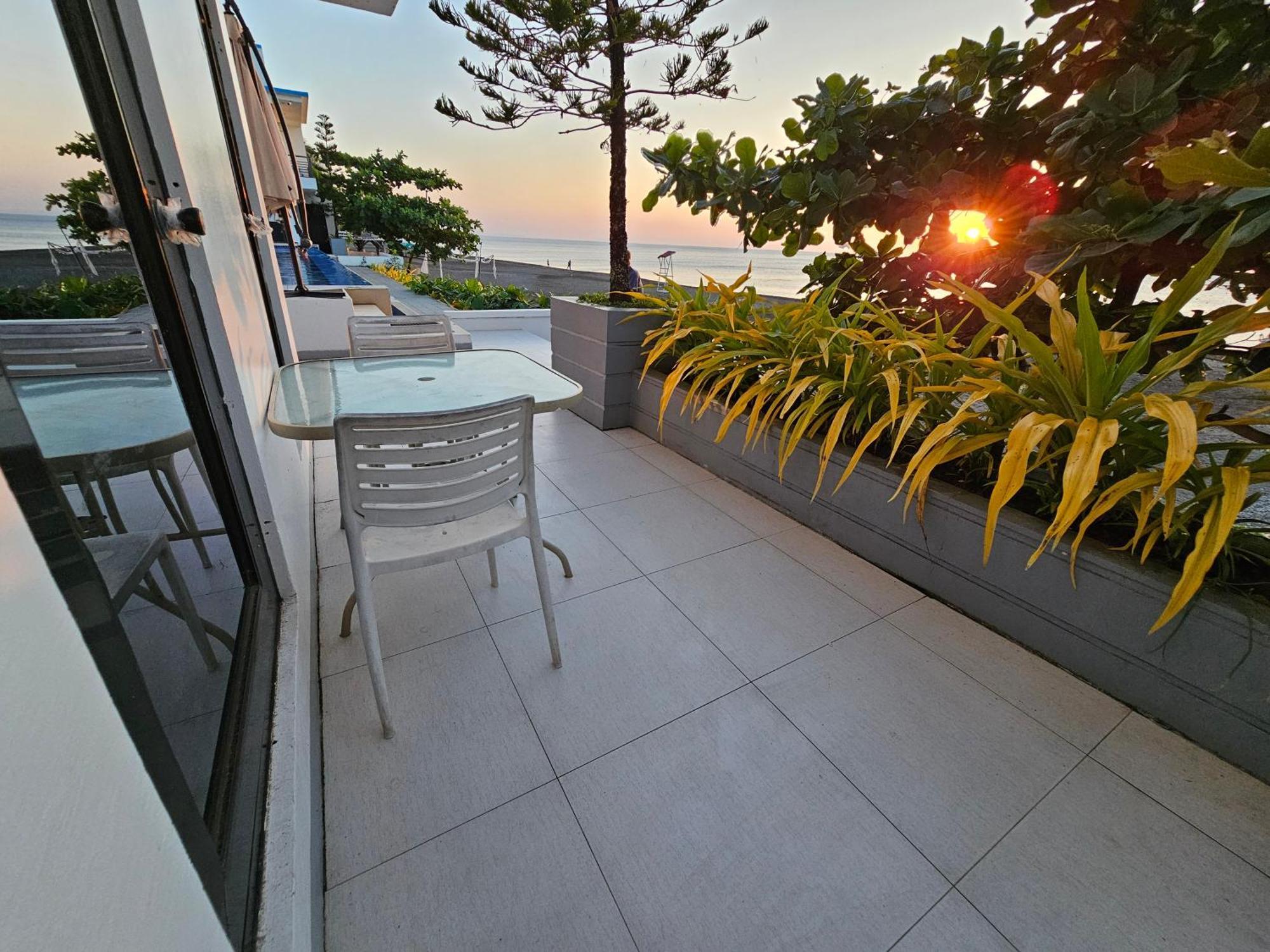 Blue Coast Beach Hotel Santa Ana  Экстерьер фото